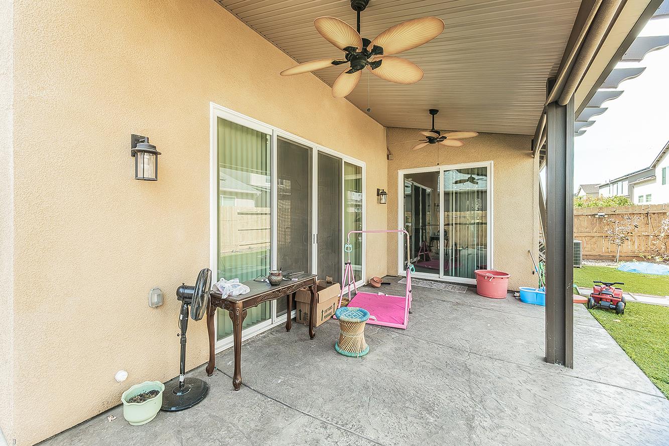 6326 W Donner Ave, Fresno, CA 93723