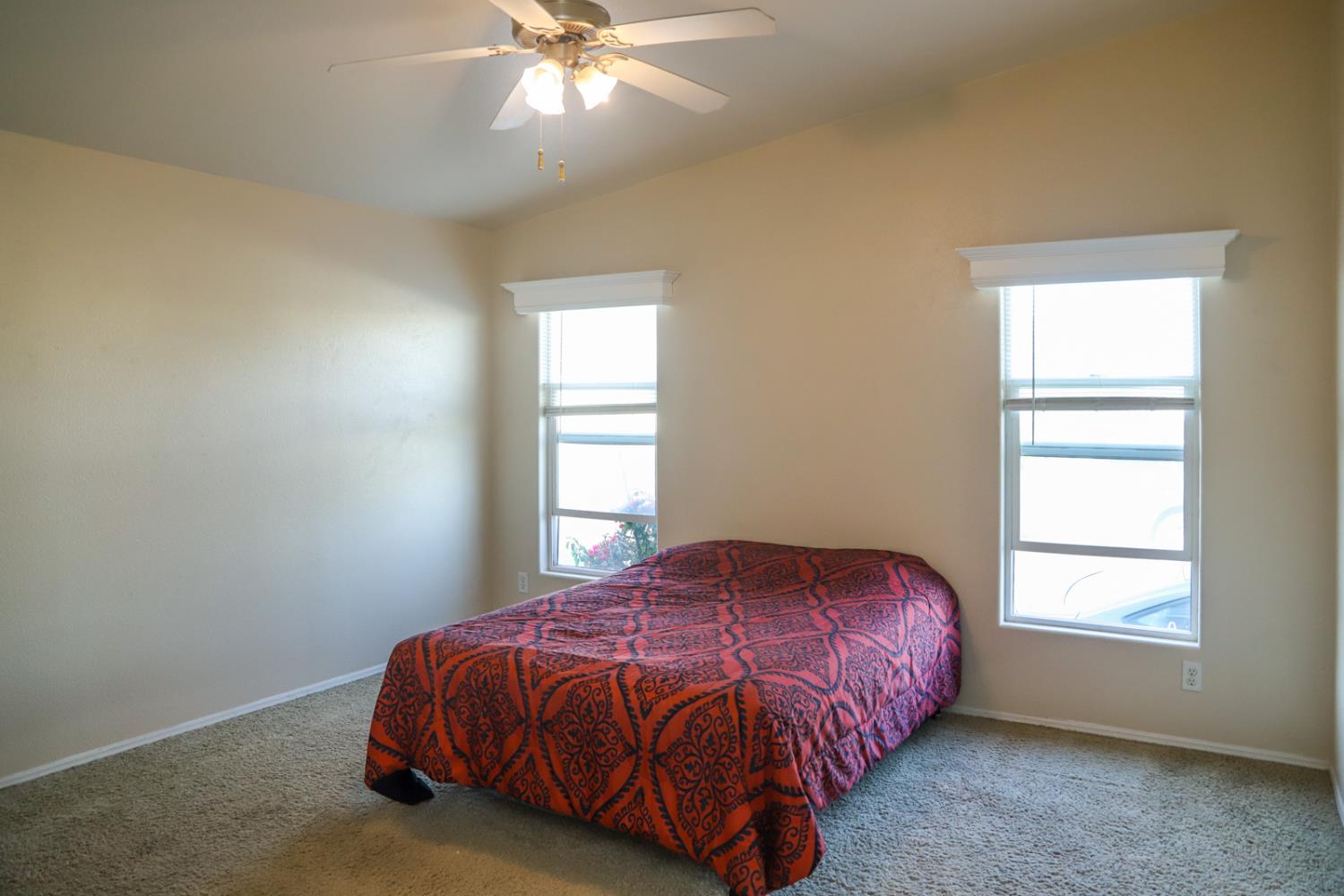 2706 W Ashlan Ave #134, Fresno, CA 93705