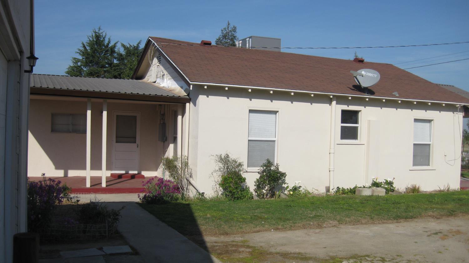 12283 E Dinuba Ave, Selma, CA 93662