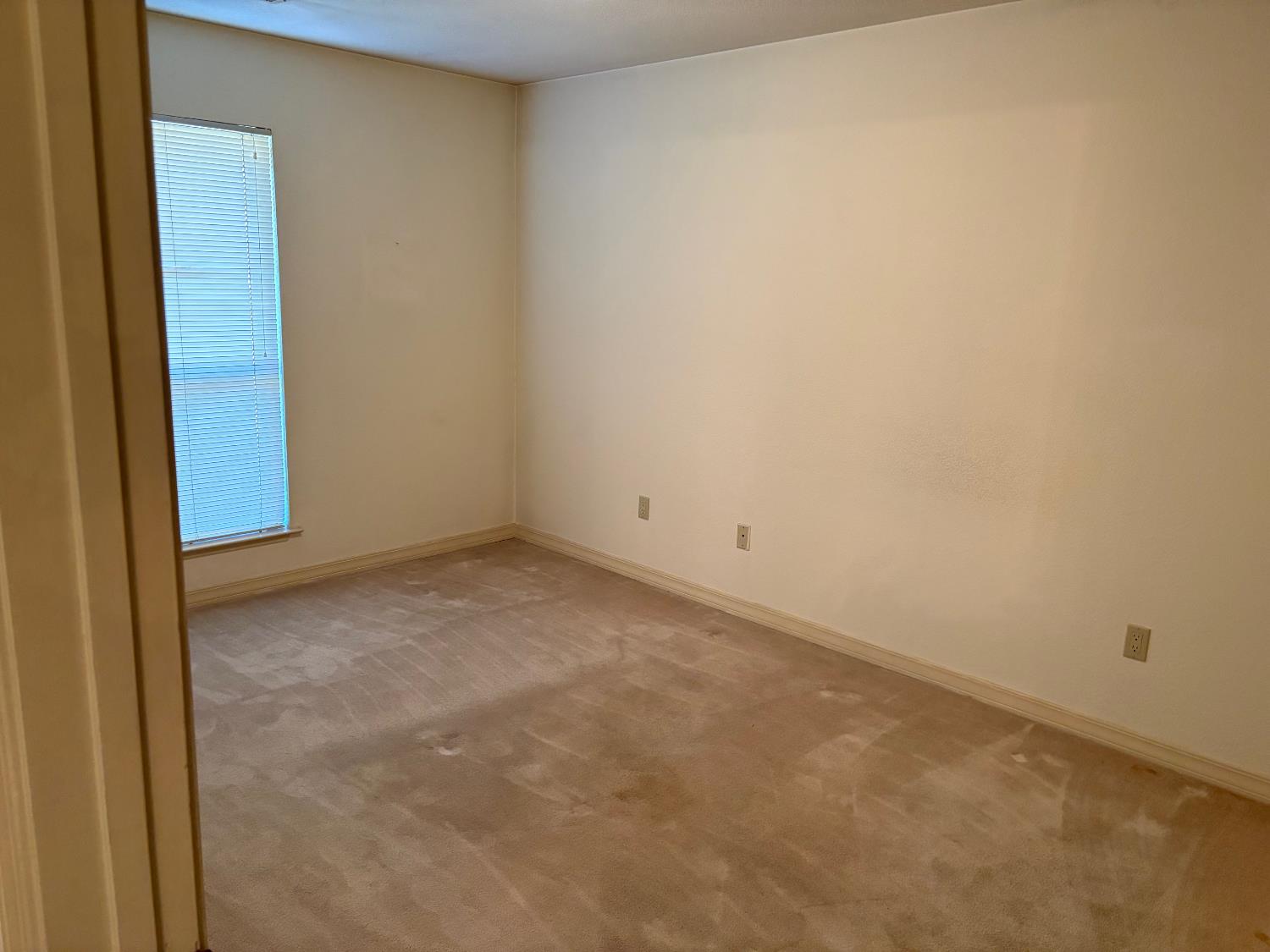 570 Timmy Ave, Clovis, CA 93612