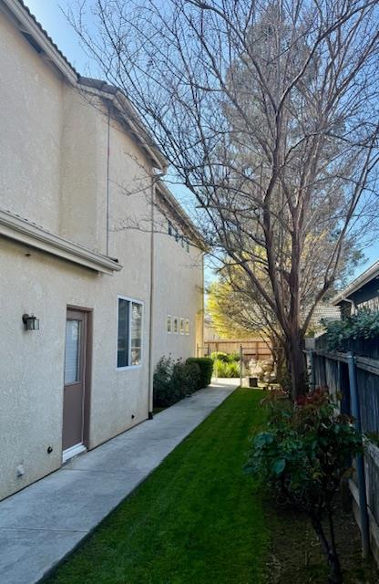 9635 N Matus Ave, Fresno, CA 93720