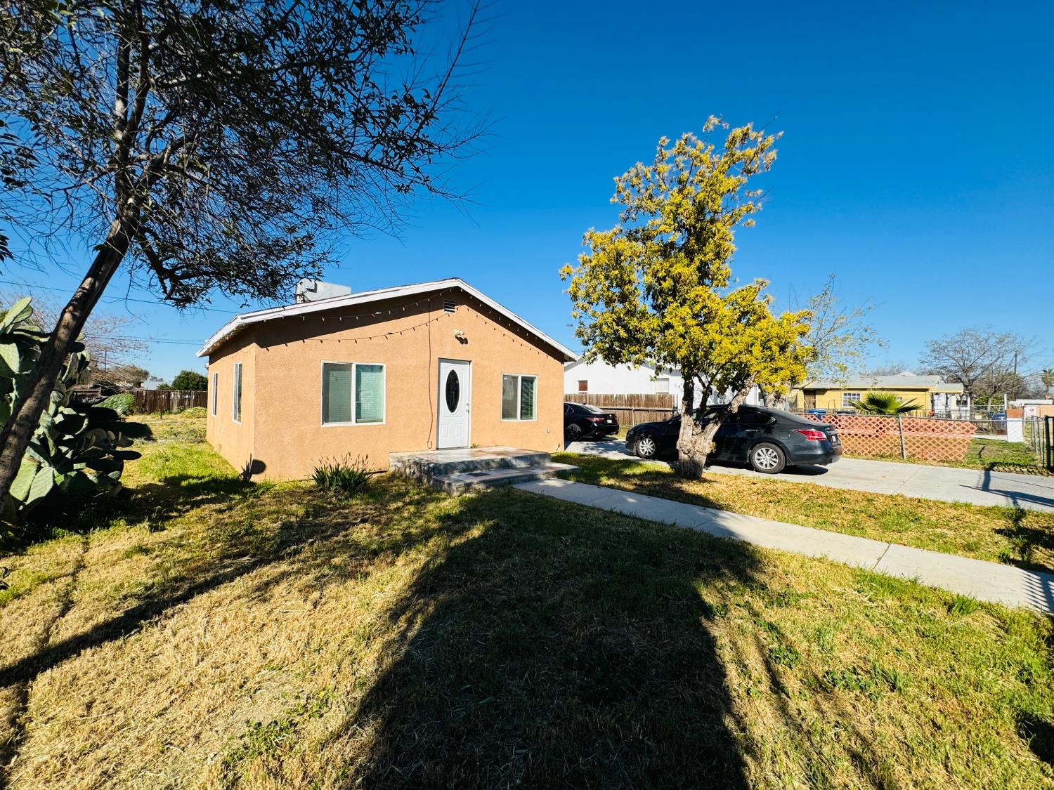 608 Belle Ave, Bakersfield, CA 93308