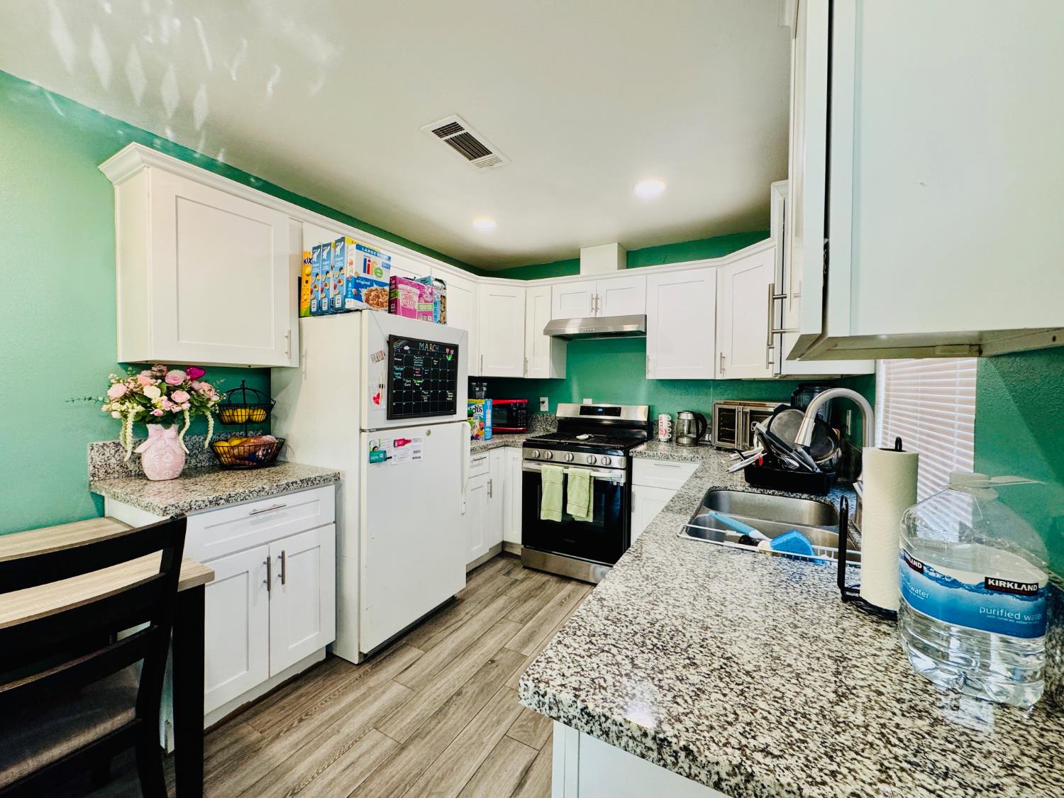 608 Belle Ave, Bakersfield, CA 93308