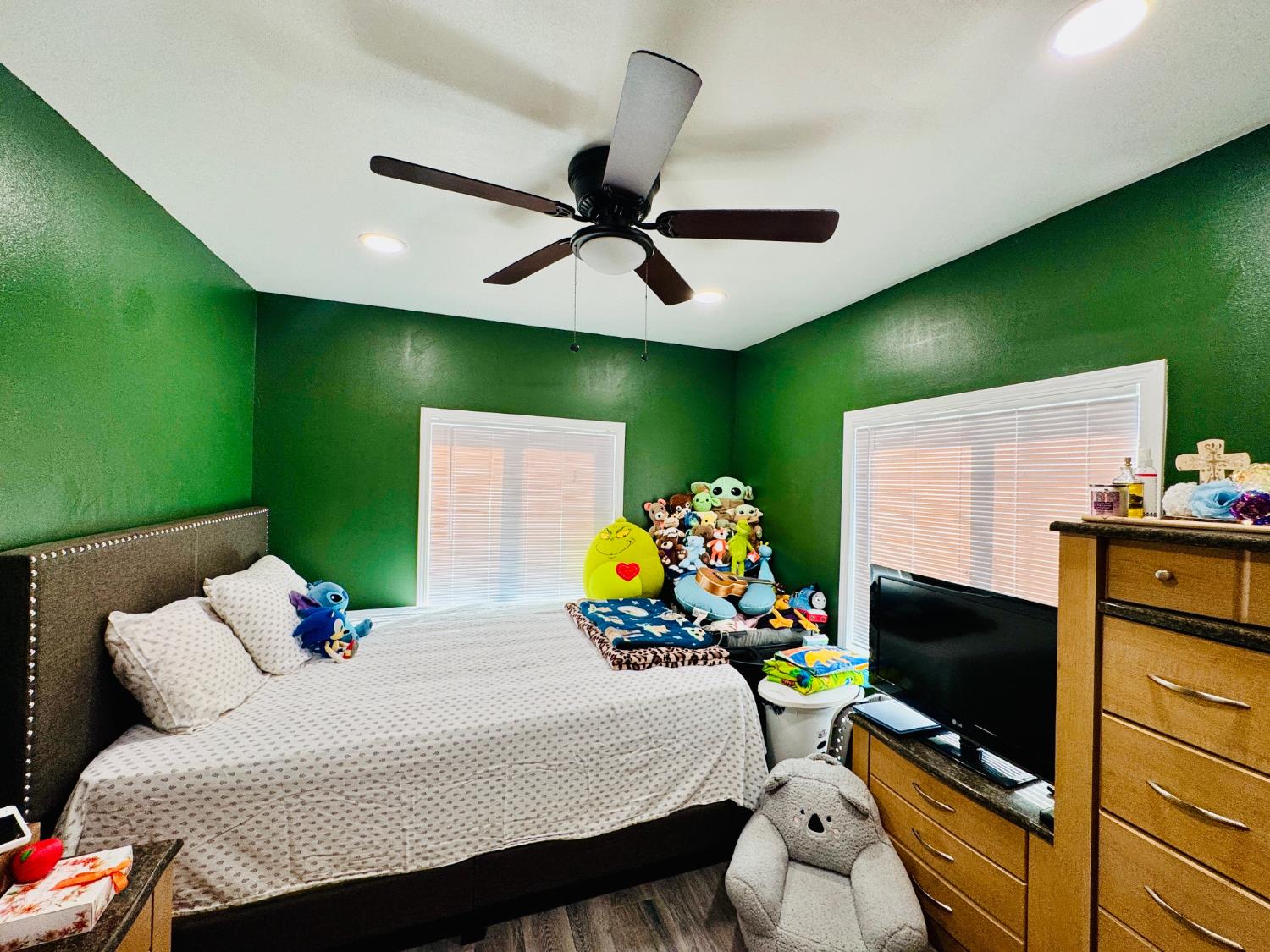 608 Belle Ave, Bakersfield, CA 93308