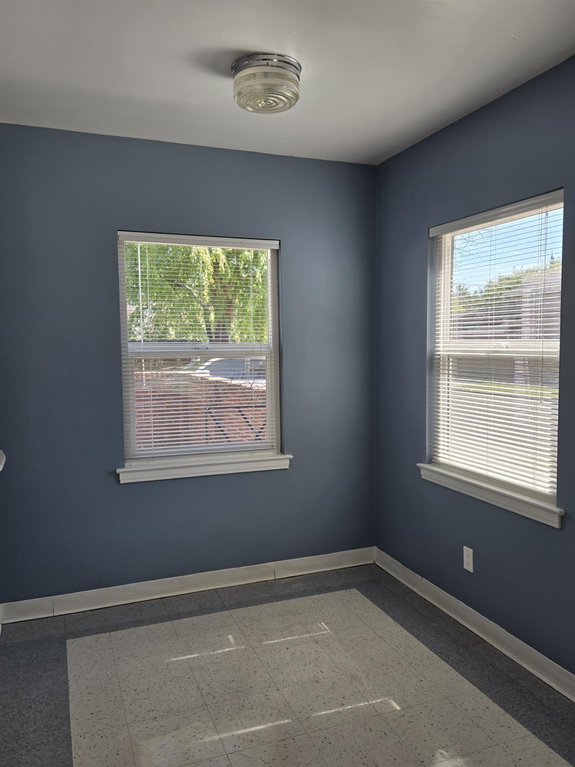 1406 N thorne Ave, Fresno, CA 93728