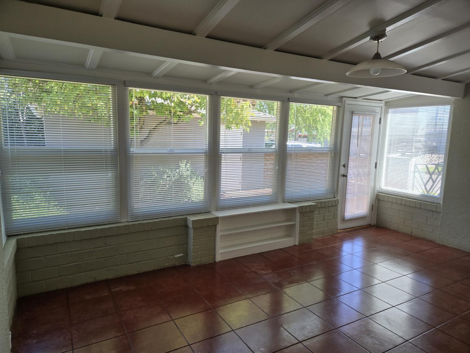 1406 N thorne Ave, Fresno, CA 93728