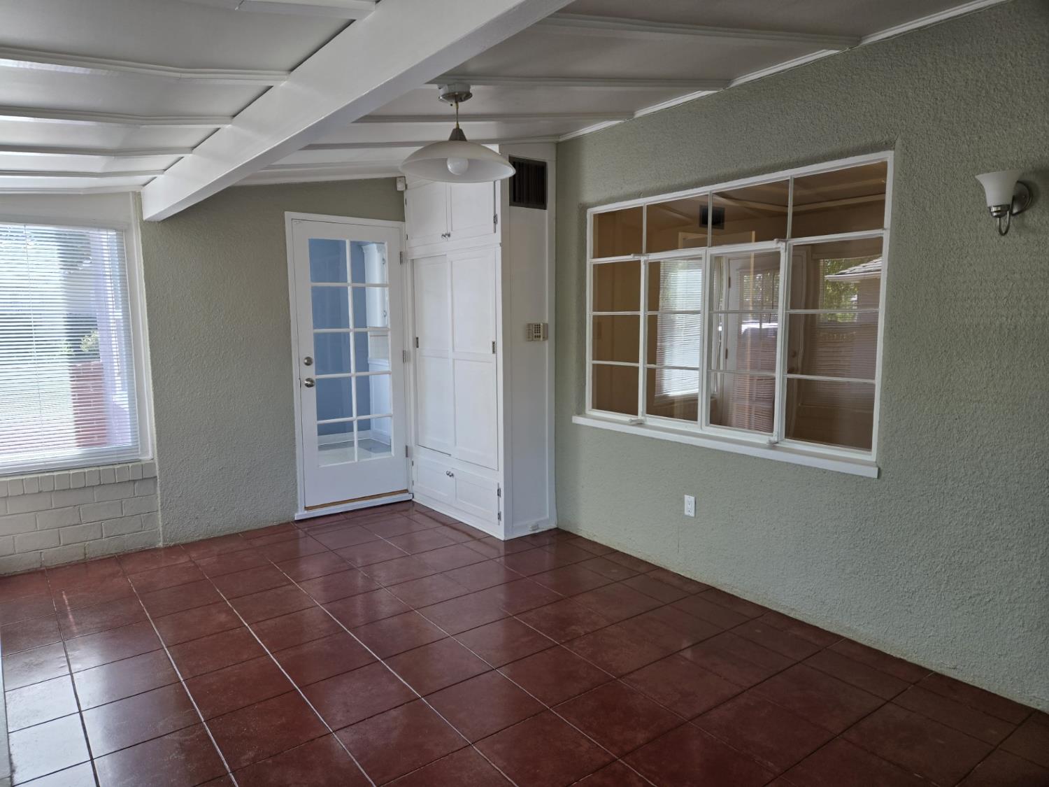 1406 N thorne Ave, Fresno, CA 93728