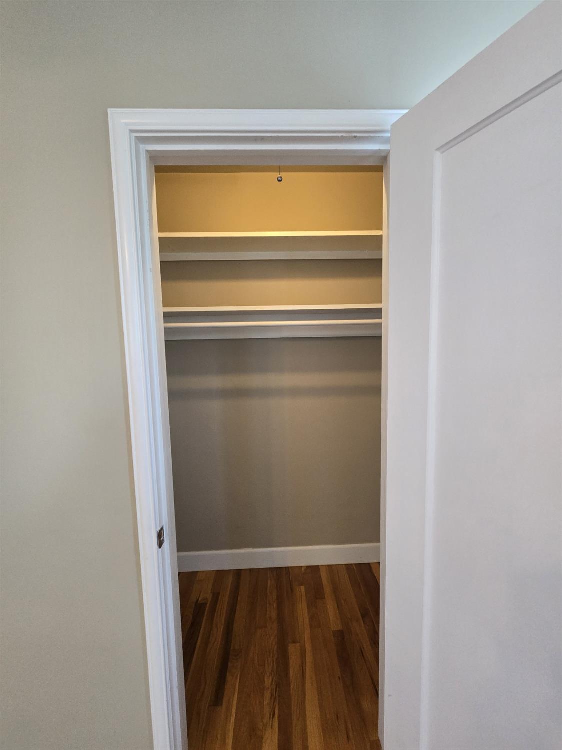 1406 N thorne Ave, Fresno, CA 93728