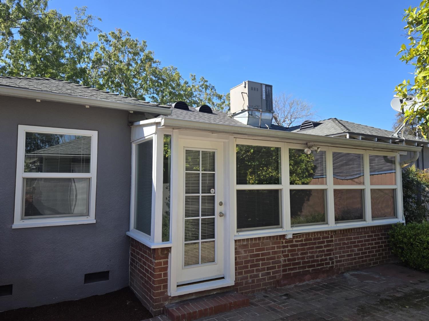 1406 N thorne Ave, Fresno, CA 93728