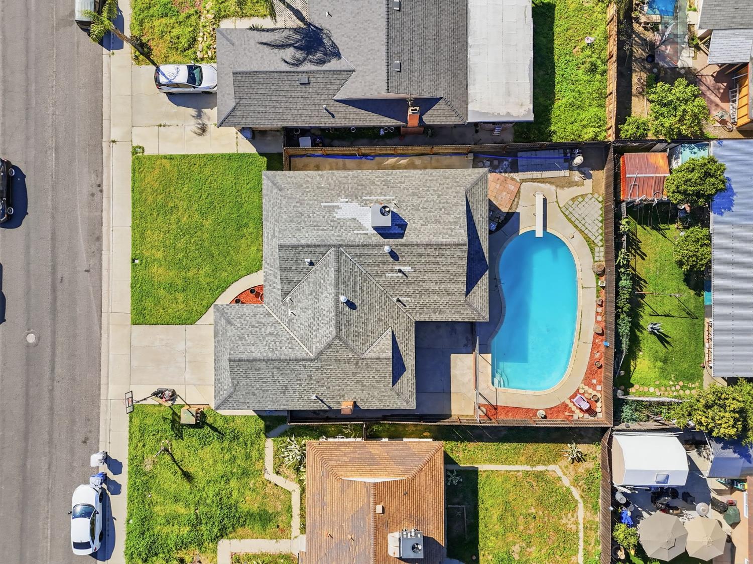 873 W Euclid Ave, Clovis, CA 93612