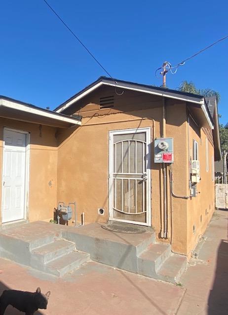 4574 E Illinois Ave, Fresno, CA 93702