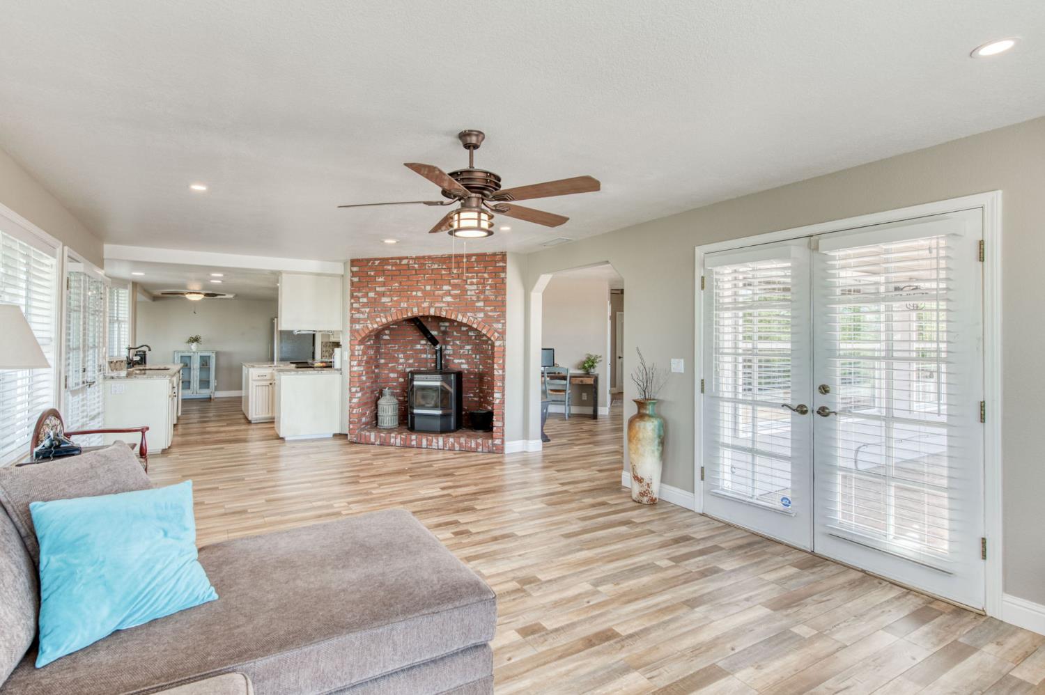 41101 Lilley Mountain Dr, Coarsegold, CA 93614