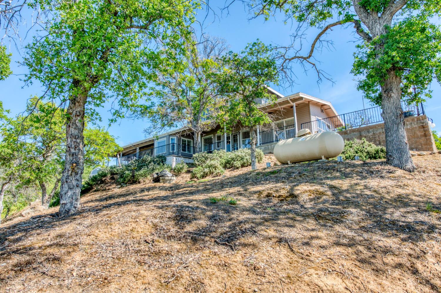 41101 Lilley Mountain Dr, Coarsegold, CA 93614