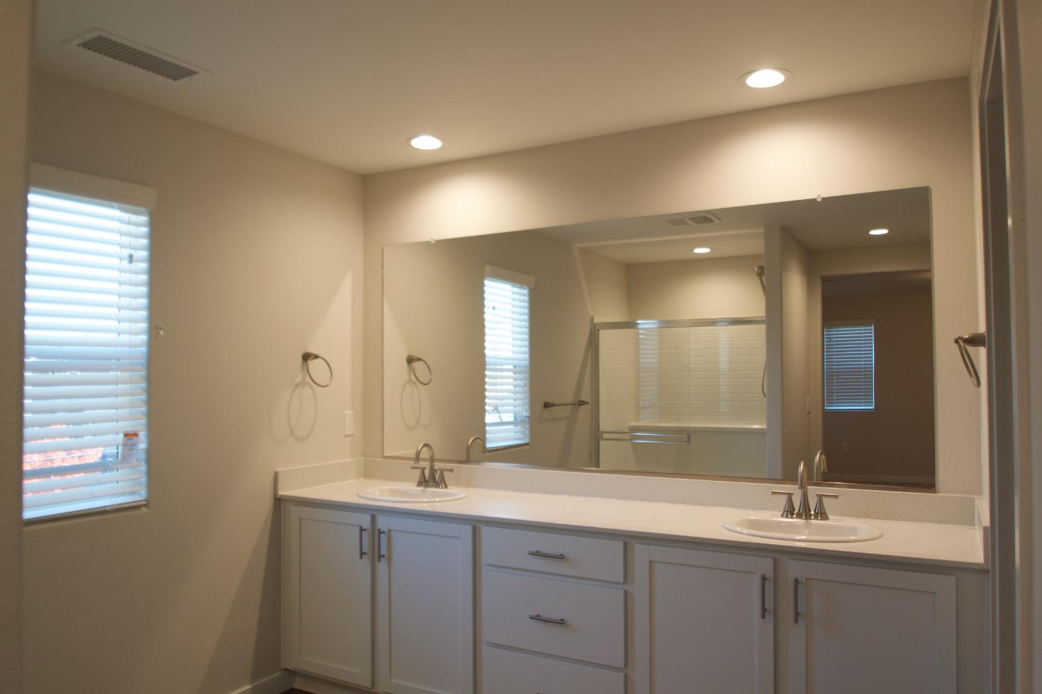 4154 Constance Rd, Madera, CA 93636