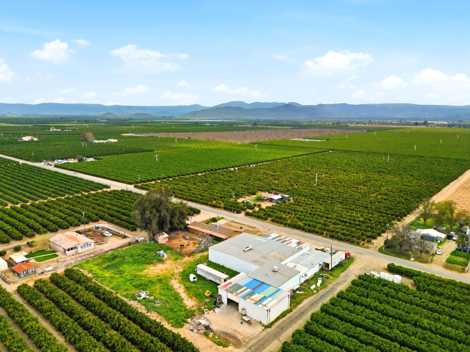 42637 Road 114, Dinuba, CA 93618