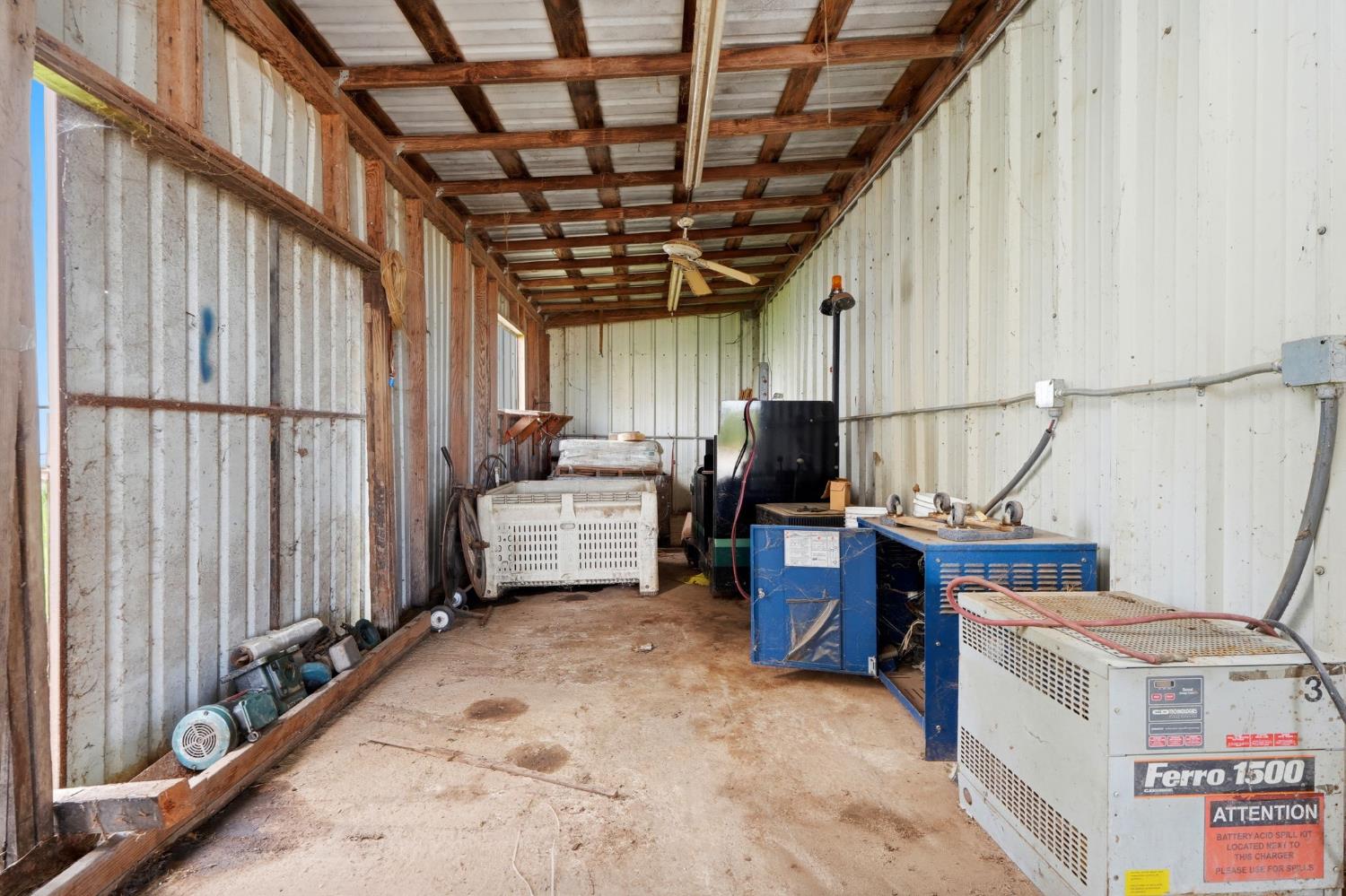 42637 Road 114, Dinuba, CA 93618
