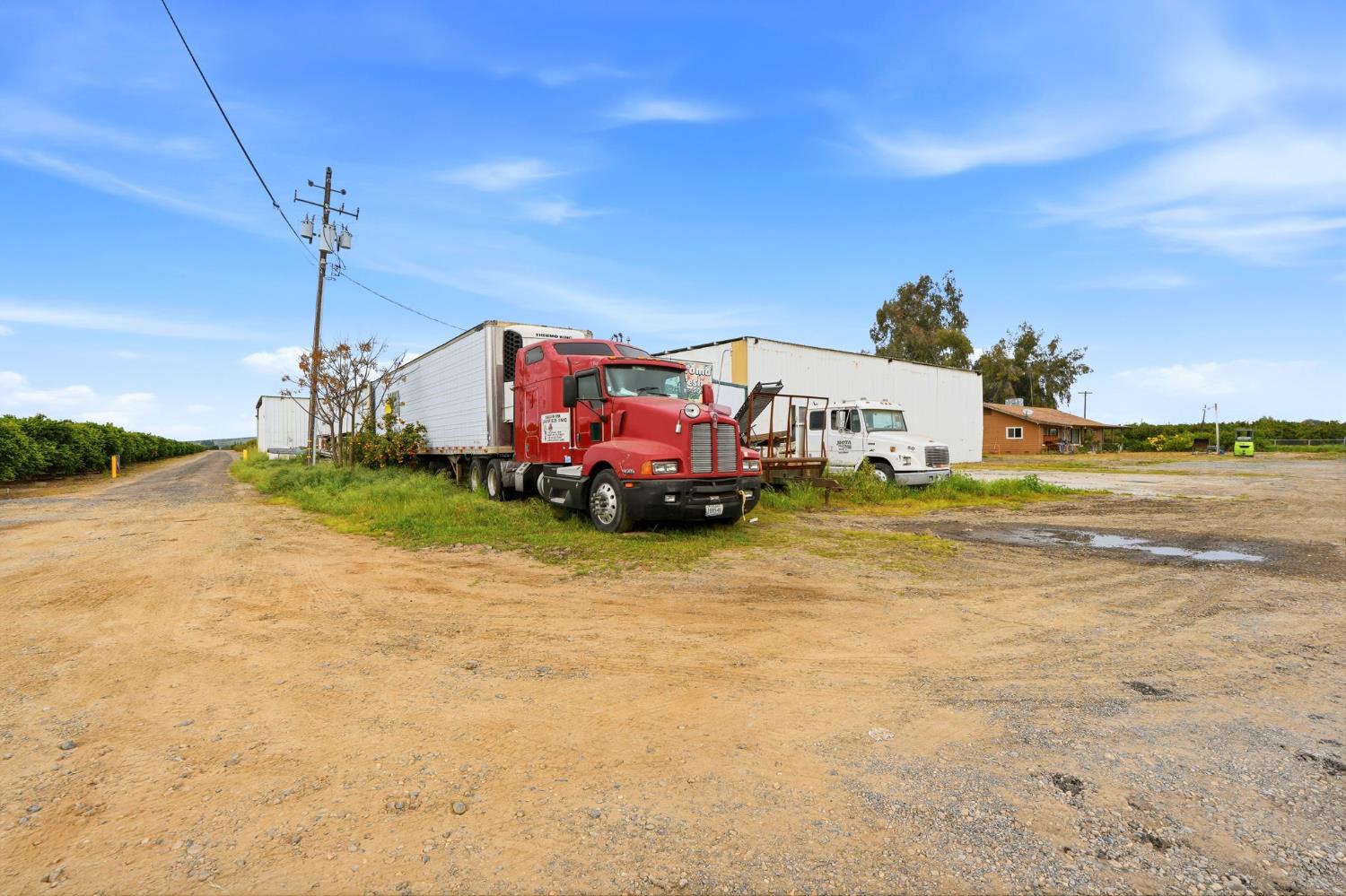42637 Road 114, Dinuba, CA 93618