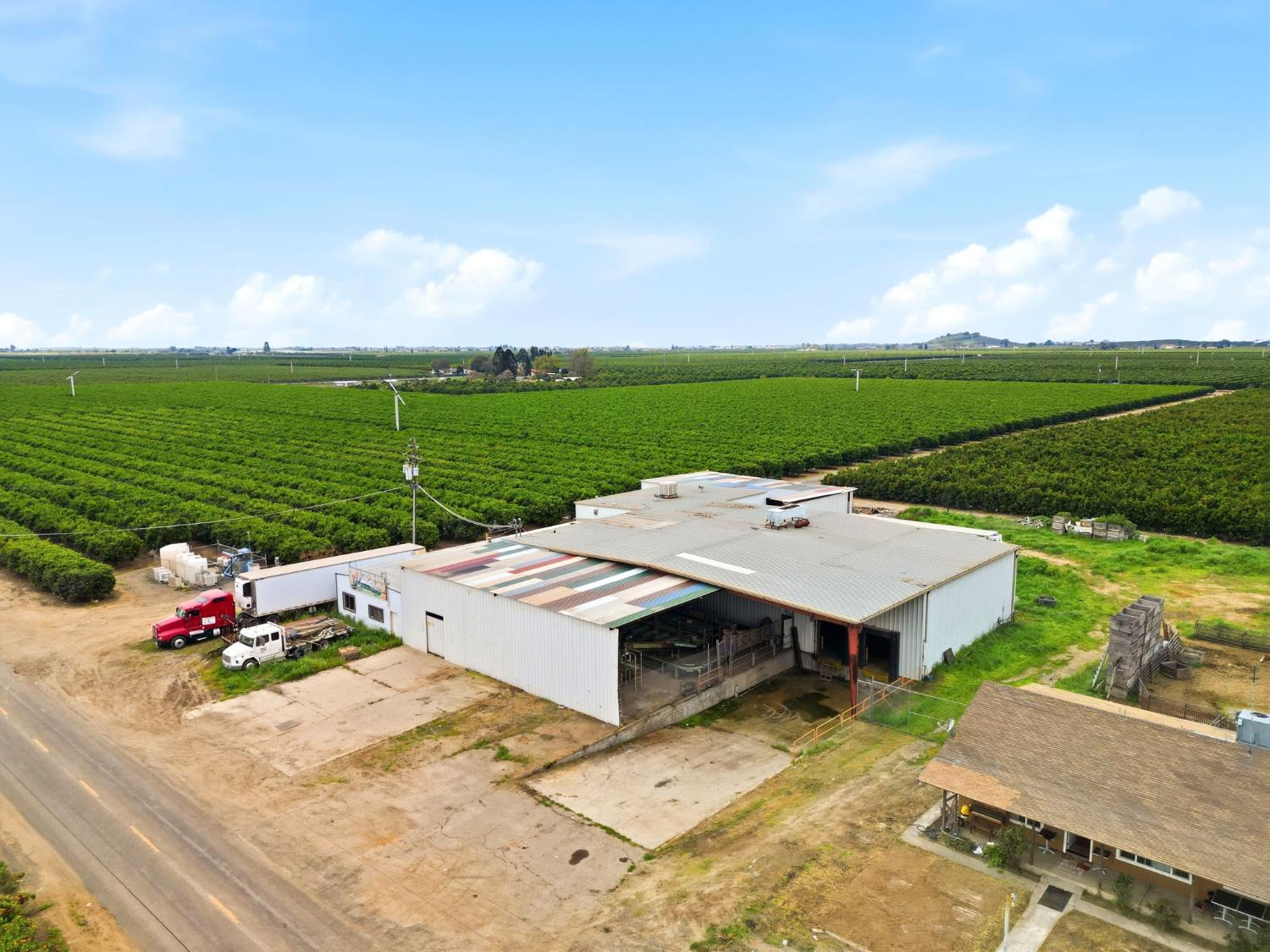 42637 Road 114, Dinuba, CA 93618