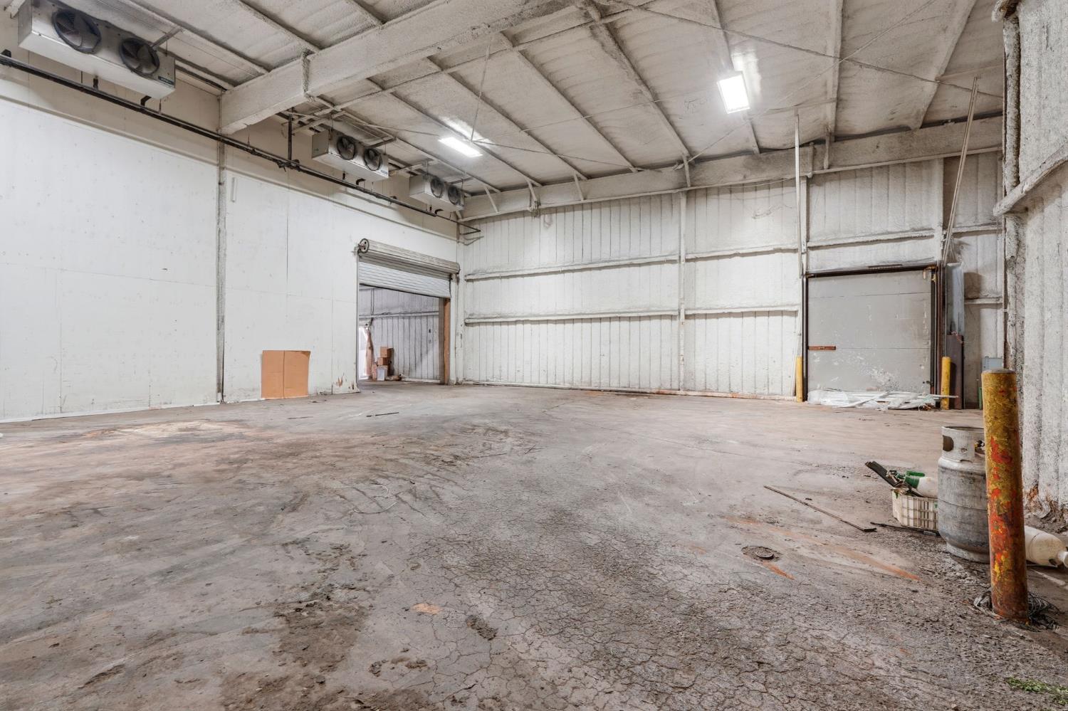 42637 Road 114, Dinuba, CA 93618