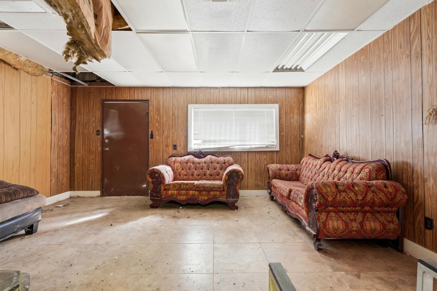 42637 Road 114, Dinuba, CA 93618
