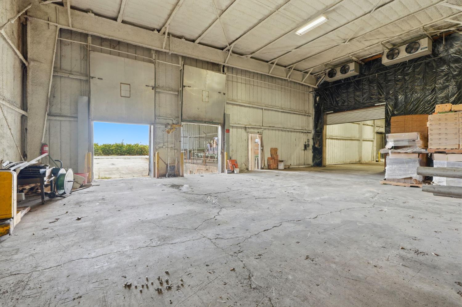 42637 Road 114, Dinuba, CA 93618