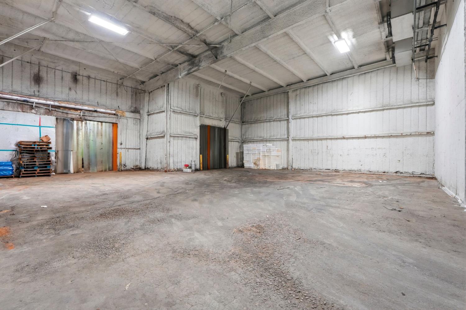 42637 Road 114, Dinuba, CA 93618
