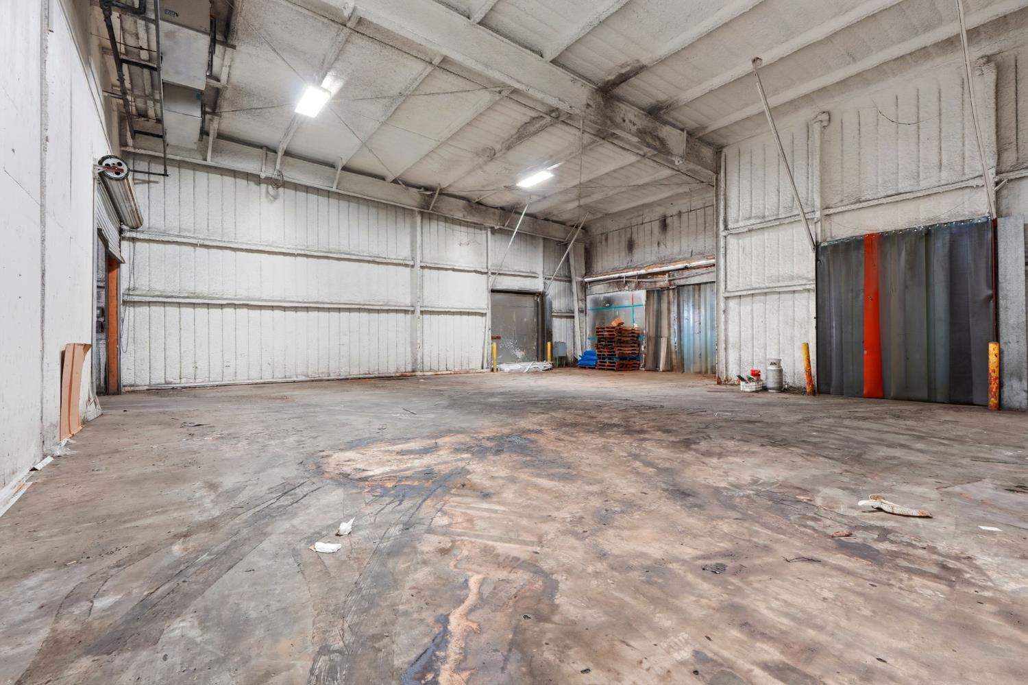 42637 Road 114, Dinuba, CA 93618