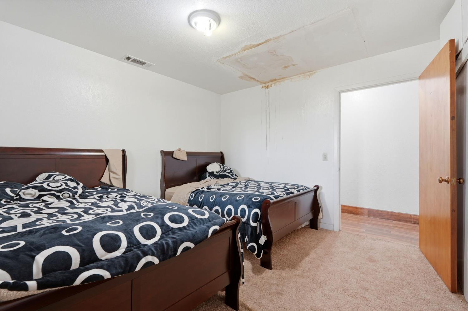 42637 Road 114, Dinuba, CA 93618