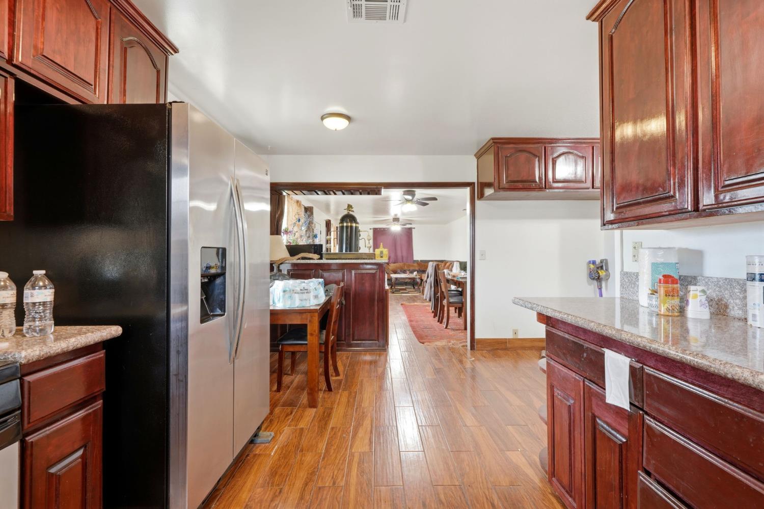 42637 Road 114, Dinuba, CA 93618