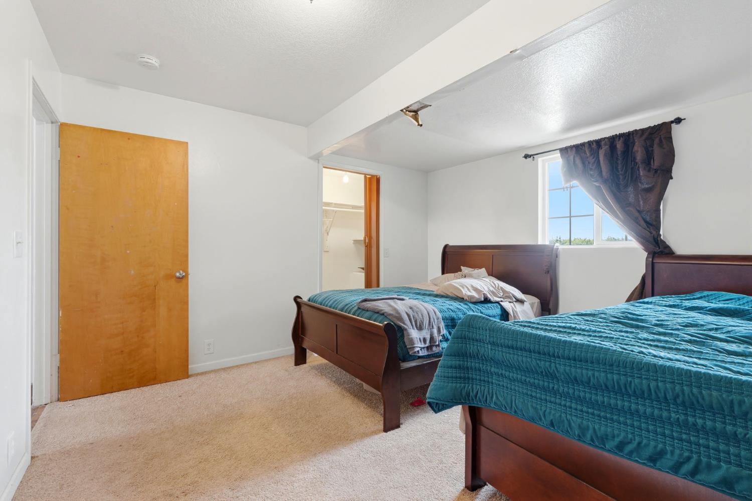 42637 Road 114, Dinuba, CA 93618