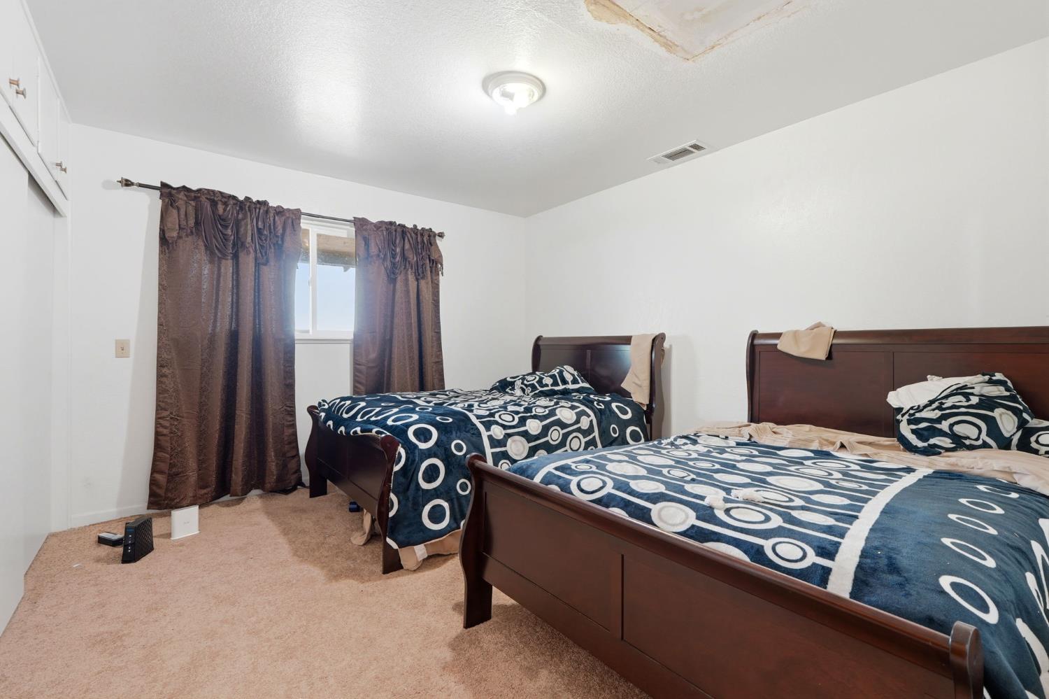 42637 Road 114, Dinuba, CA 93618