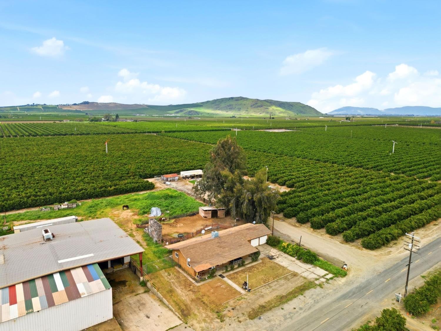 42637 Road 114, Dinuba, CA 93618