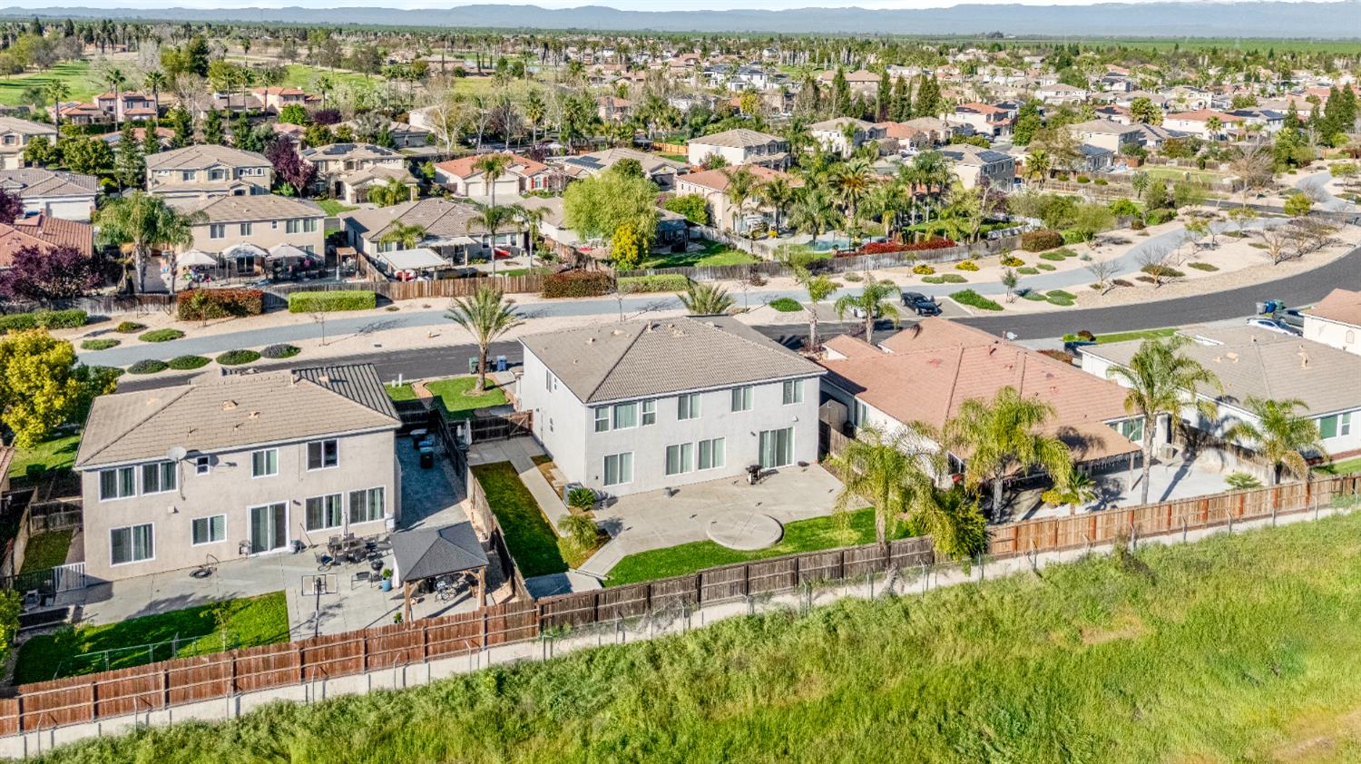 9470 Hillsborough Way, Chowchilla, CA 93610