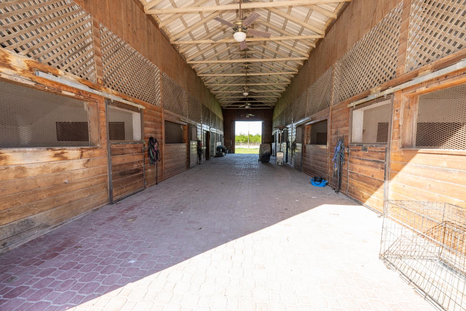 14901 S Highland Ave, Selma, CA 93662