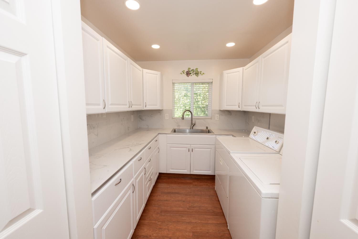 14901 S Highland Ave, Selma, CA 93662