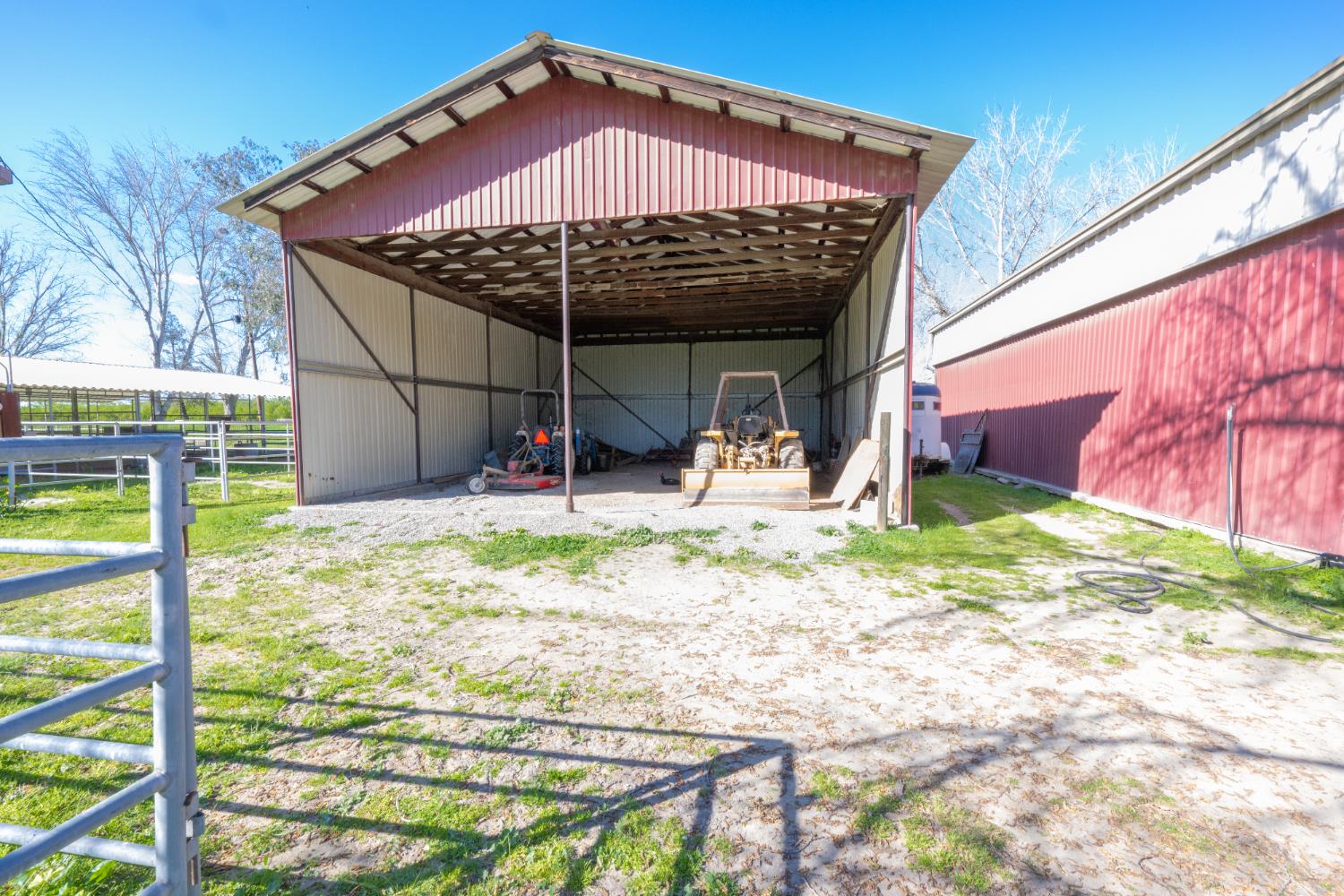 14901 S Highland Ave, Selma, CA 93662