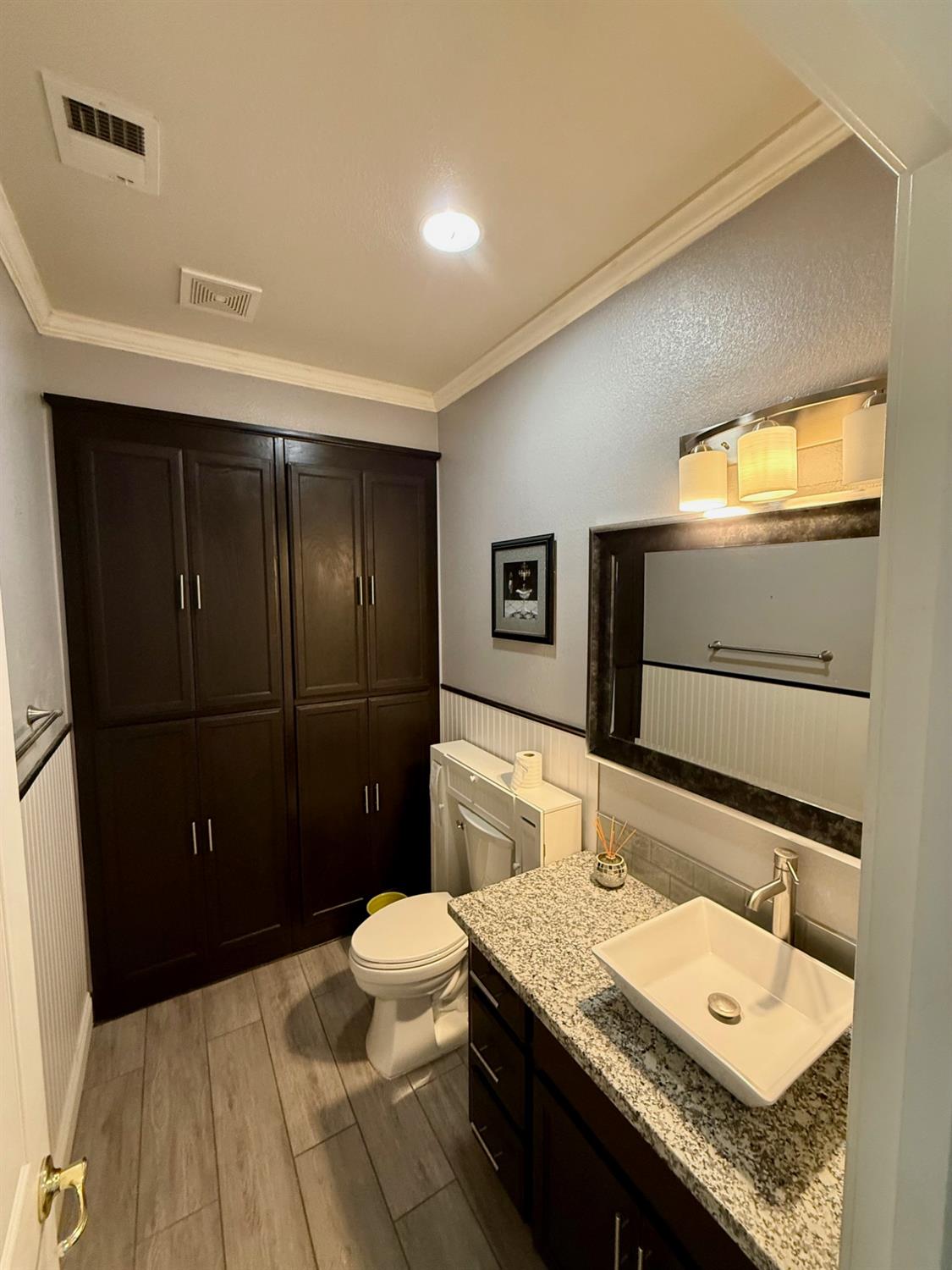 2689 Glade Ave, Madera, CA 93637