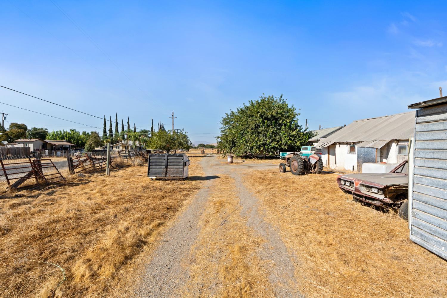 13017 Avenue 412, Orosi, CA 93647