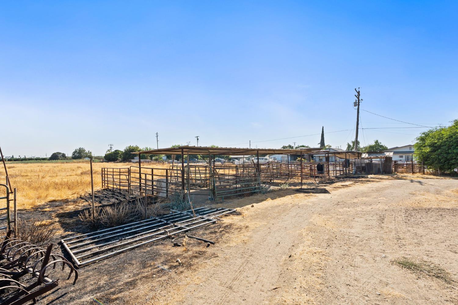 13017 Avenue 412, Orosi, CA 93647