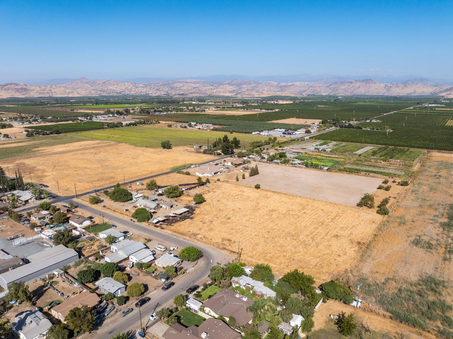 13017 Avenue 412, Orosi, CA 93647