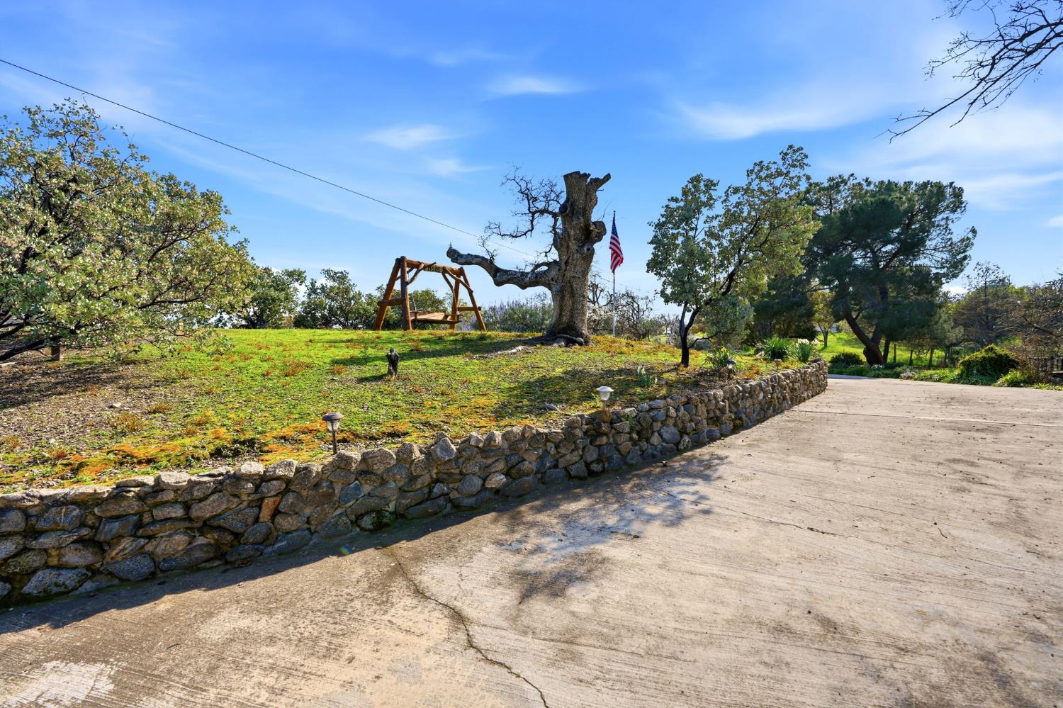 30530 Corral Dr, Coarsegold, CA 93614