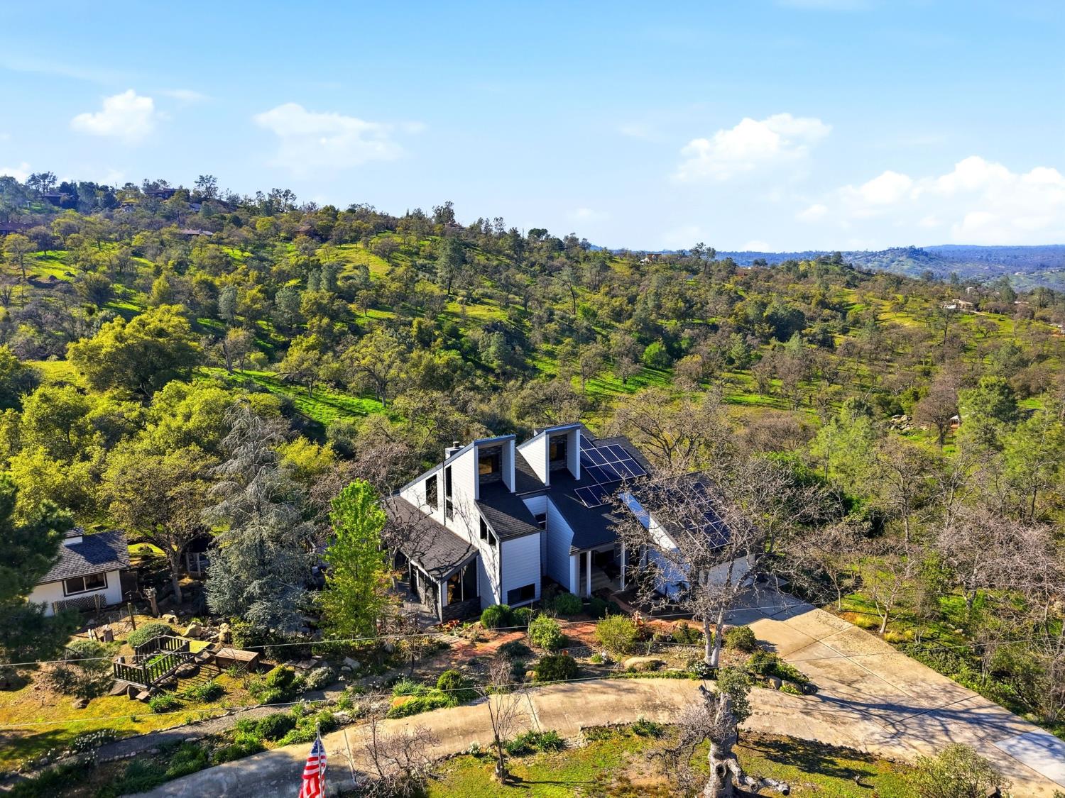 30530 Corral Dr, Coarsegold, CA 93614