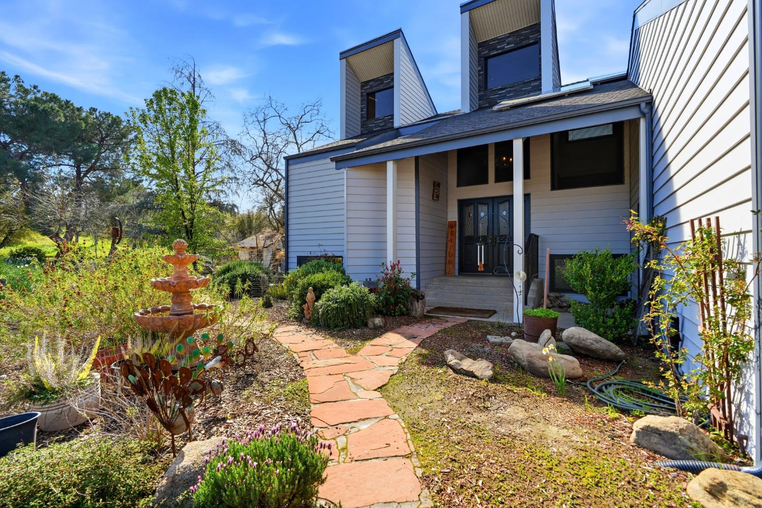 30530 Corral Dr, Coarsegold, CA 93614