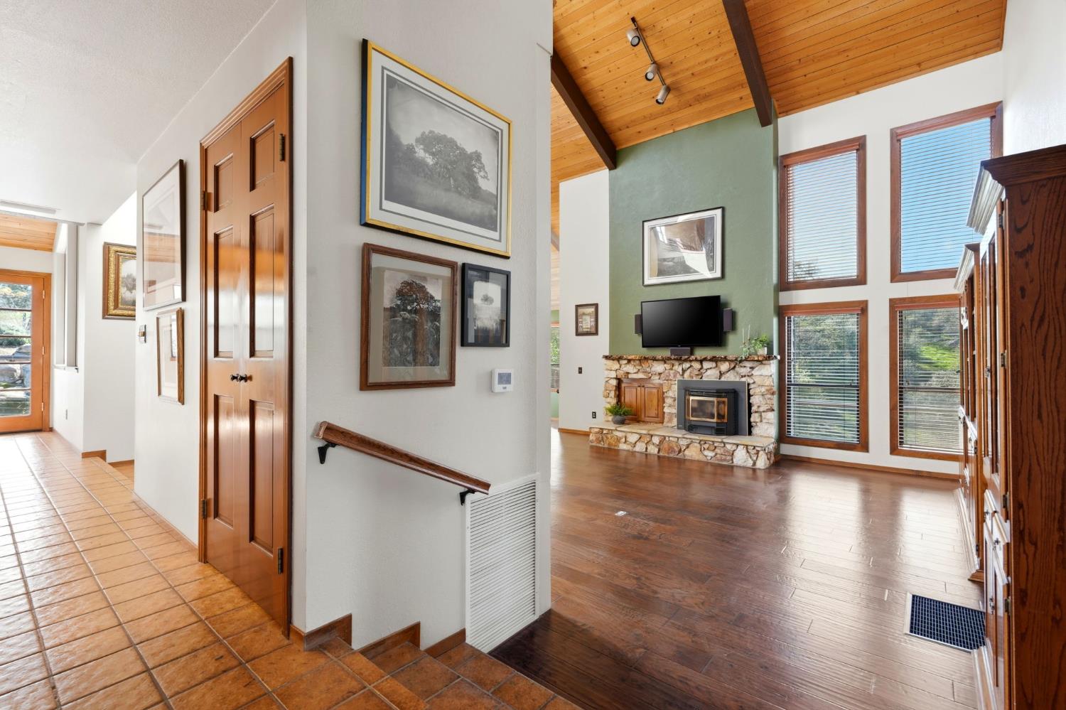 30530 Corral Dr, Coarsegold, CA 93614