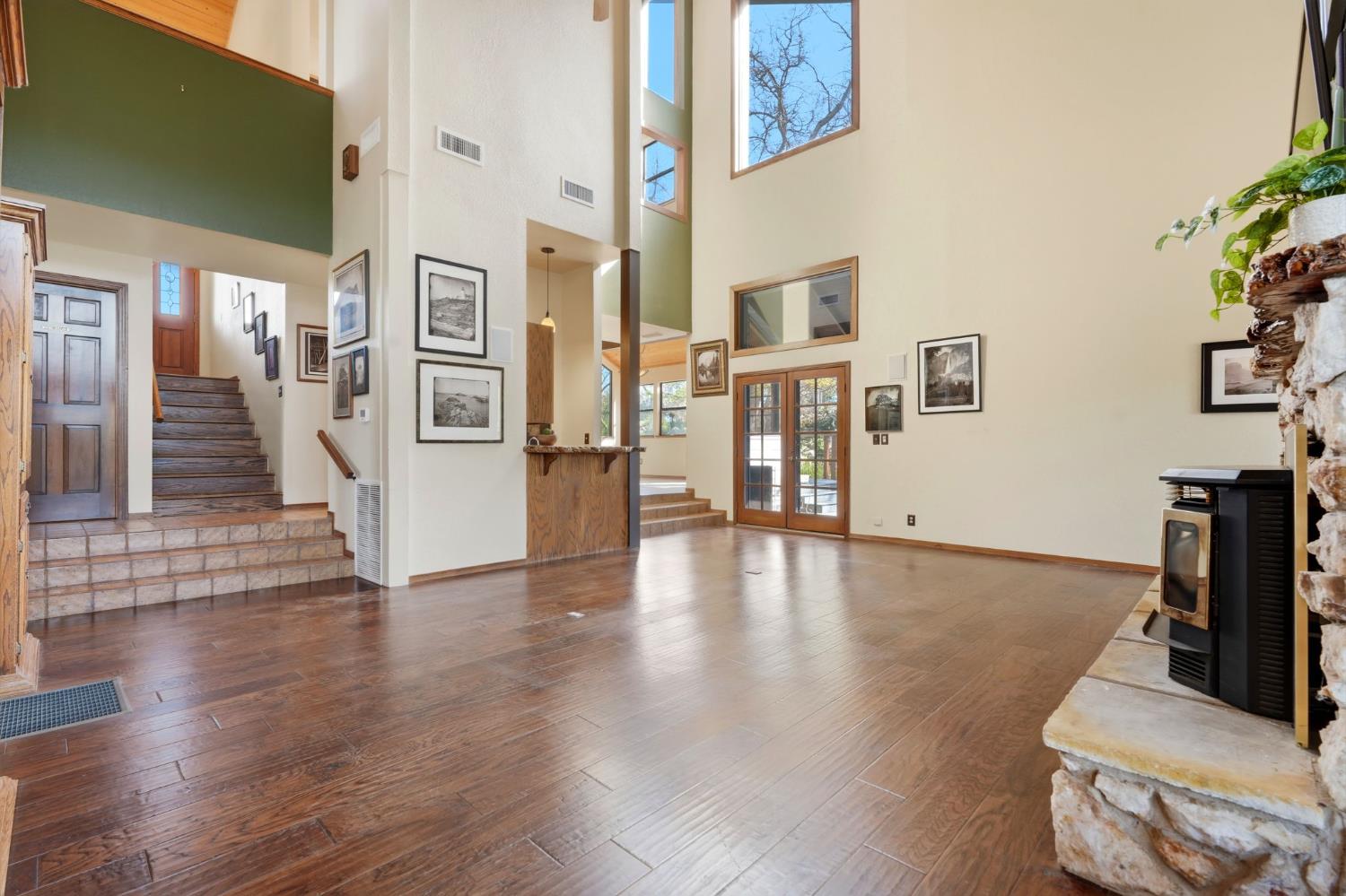 30530 Corral Dr, Coarsegold, CA 93614