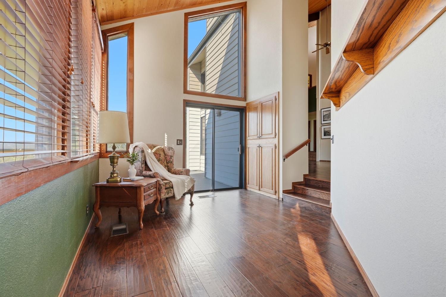 30530 Corral Dr, Coarsegold, CA 93614