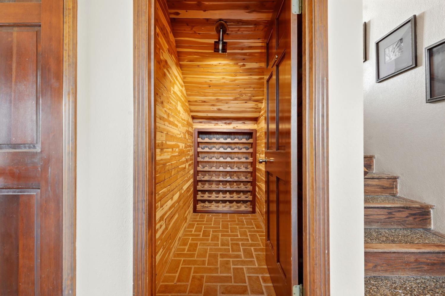 30530 Corral Dr, Coarsegold, CA 93614