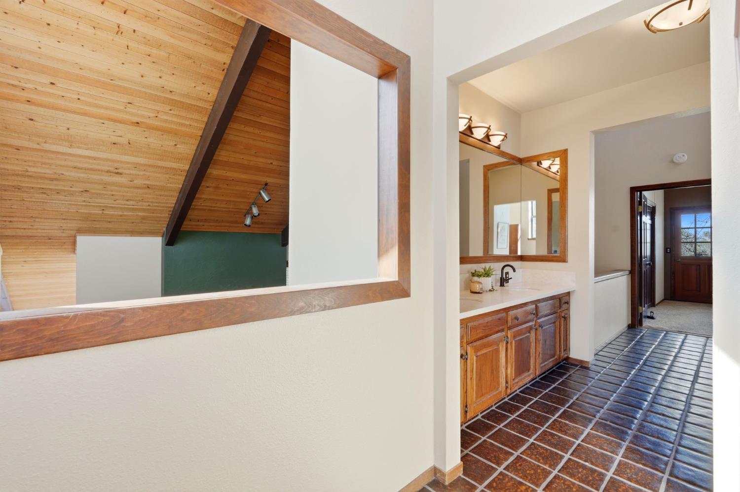 30530 Corral Dr, Coarsegold, CA 93614