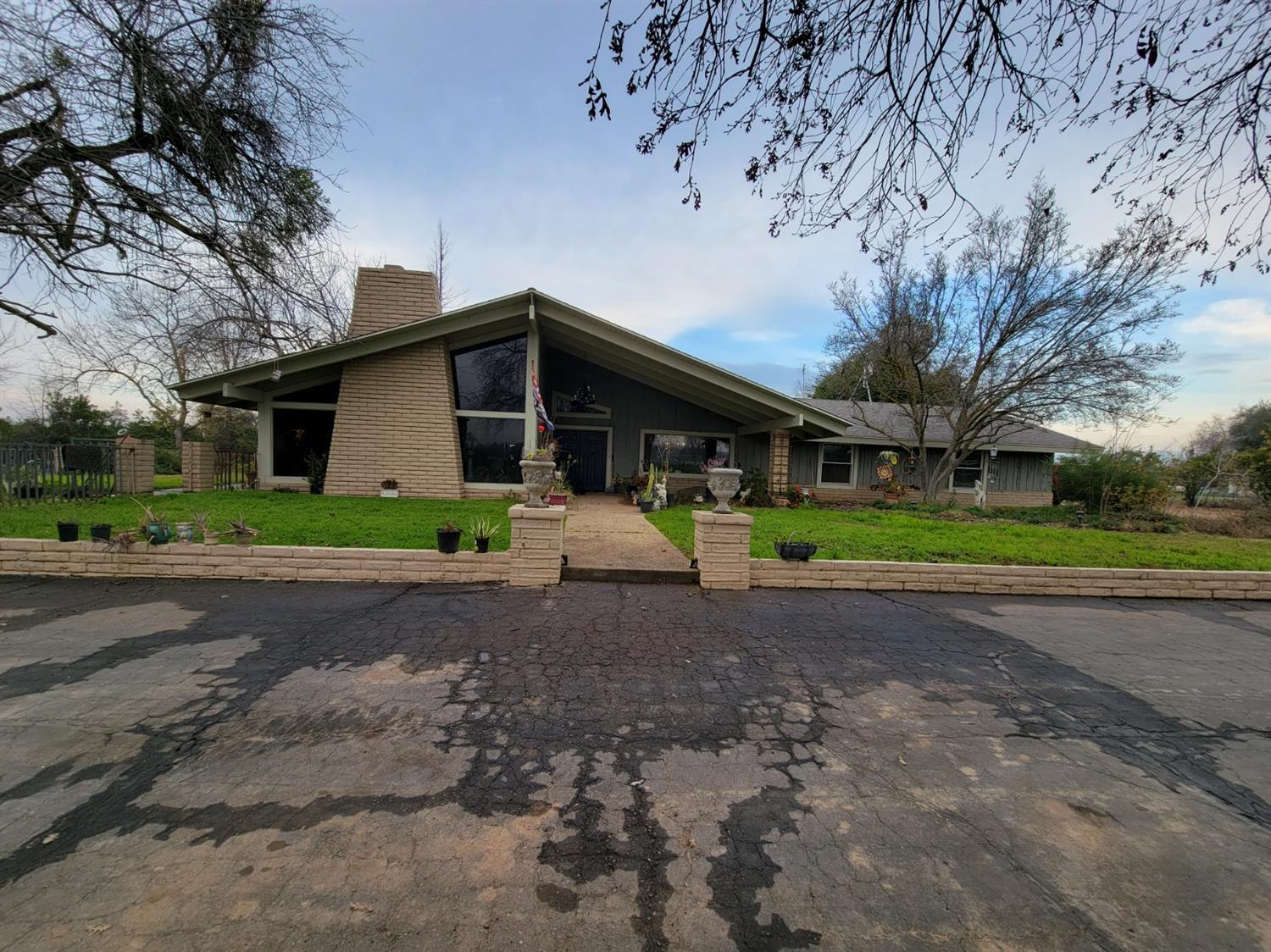 17366 E Belmont Ave, Sanger, CA 93657