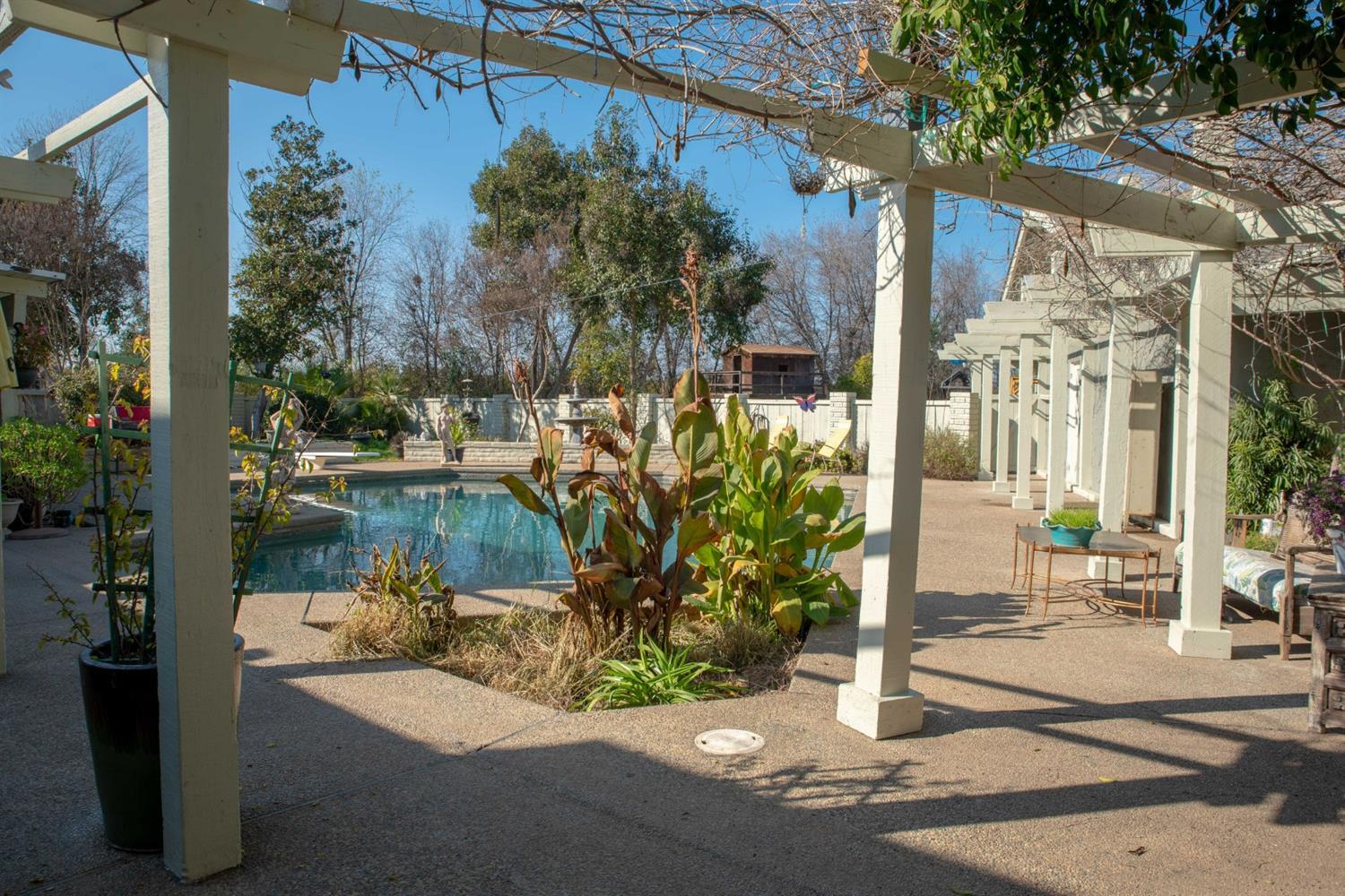 17366 E Belmont Ave, Sanger, CA 93657